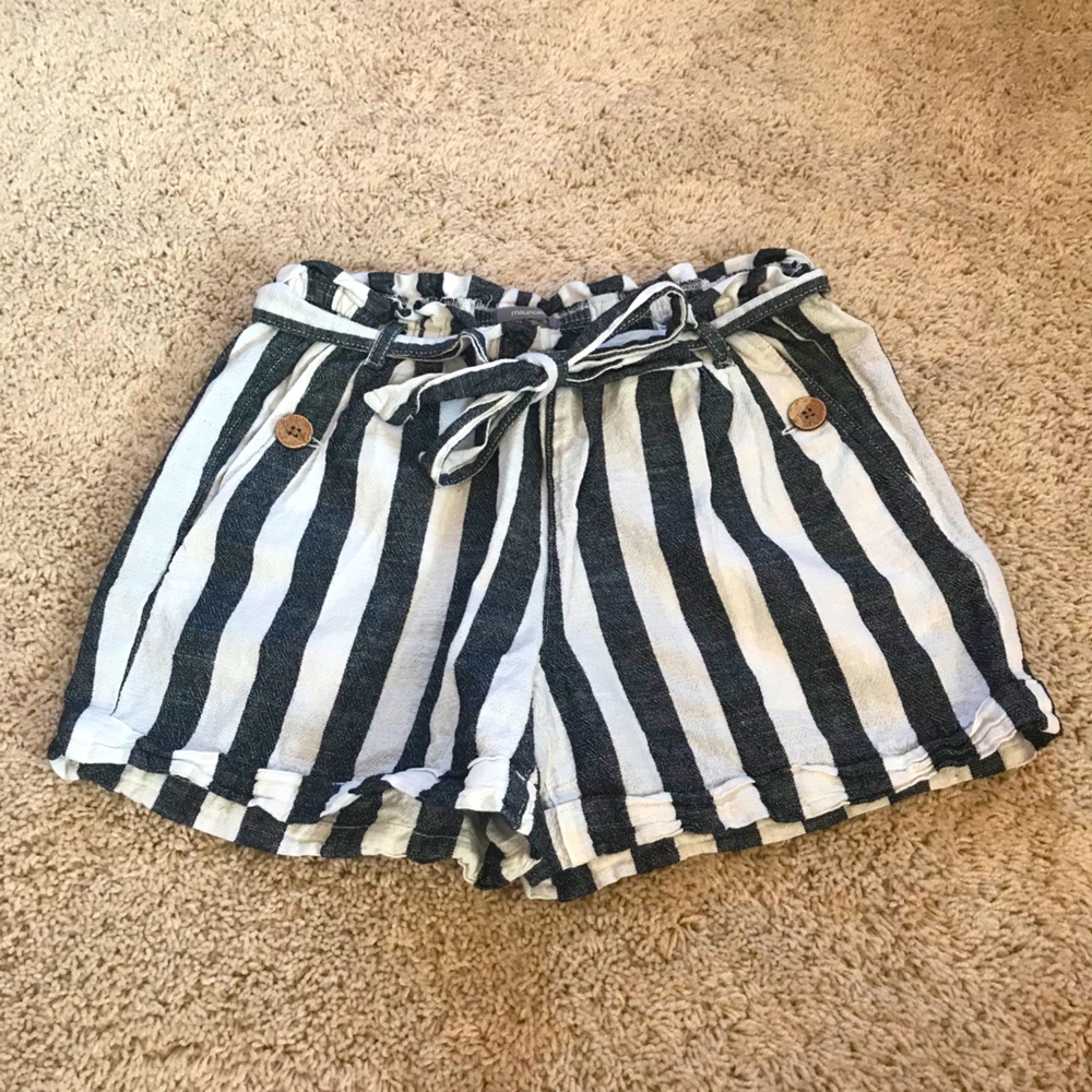 Maurices Striped Paperbag Shorts: Size XS